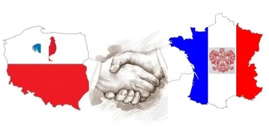 Coopération franco-polonaise : poignée de main entre partenaires
