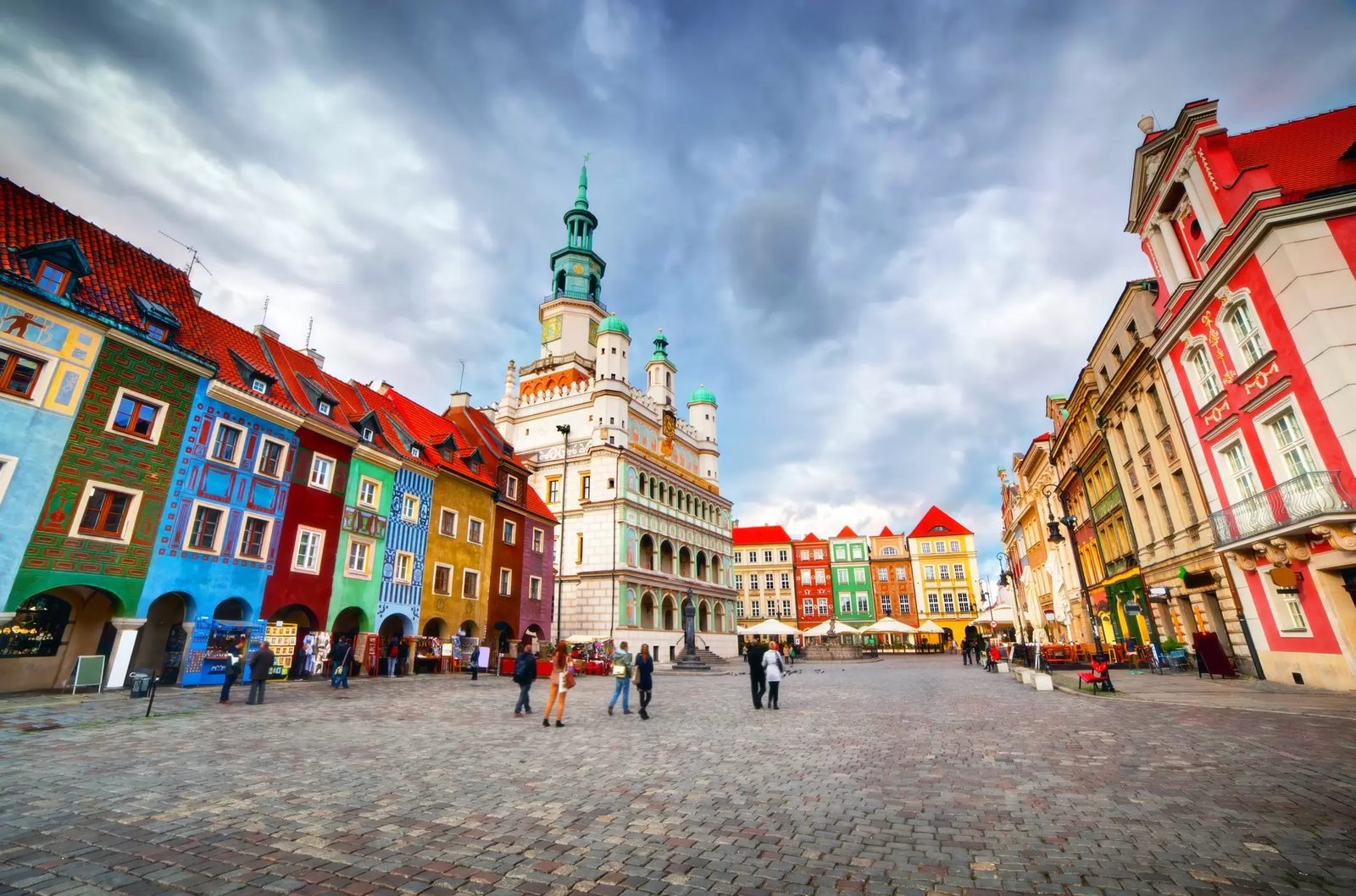 Le Stary Rynek de Poznań et son Ratusz Renaissance